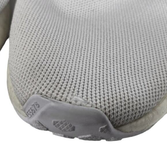 ADIDAS NMD_R1 PRIMEBLUE – MEN’S WHITE RUNNING SHOES – SIZE 10 – 2021 RELEASE - Picture 7 of 8